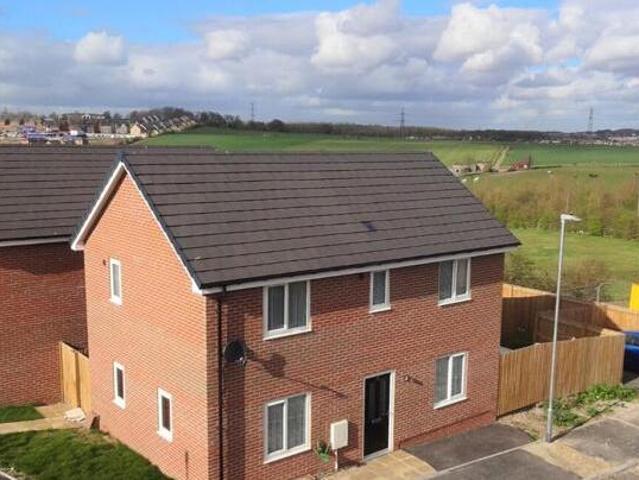 House for sale in Hanging Heaton, Dewsbury