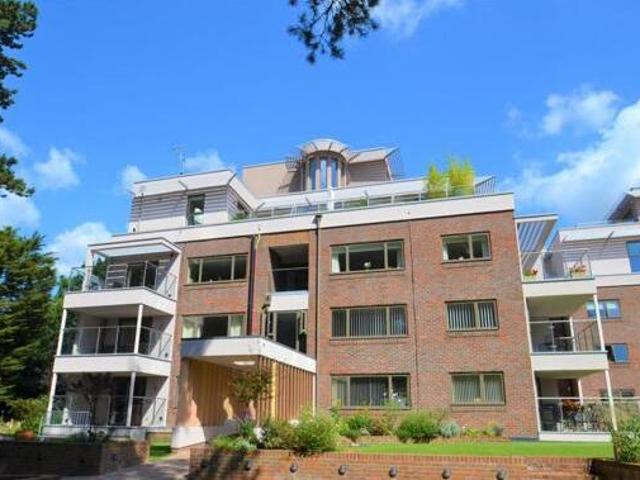 House for sale in Radlett, Hertfordshire