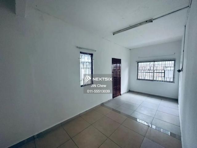 Residential House for rent in Country Heights Damansara, Kuala Lumpur