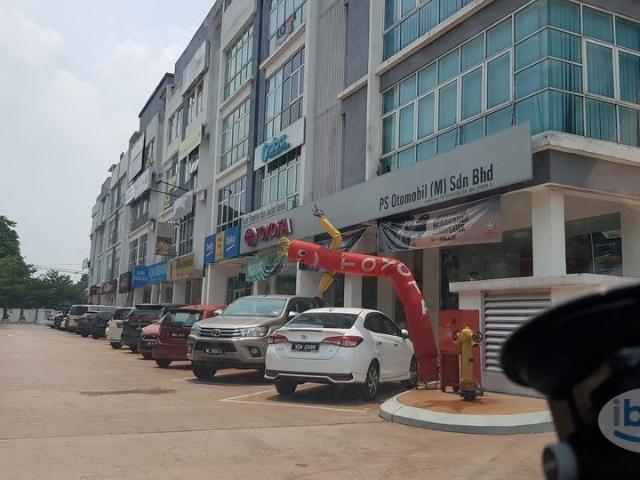 Room for rent in Country Heights Damansara, Kuala Lumpur