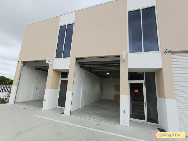Warehouse for rent in Toombul, Queensland