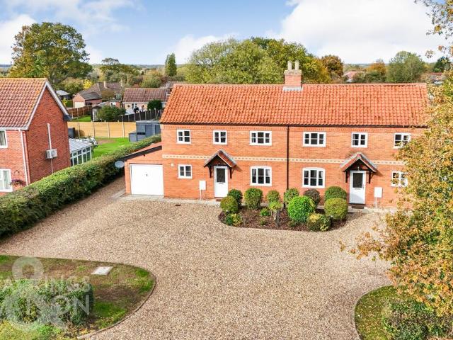 House for rent in Burgh St Peter, Norfolk
