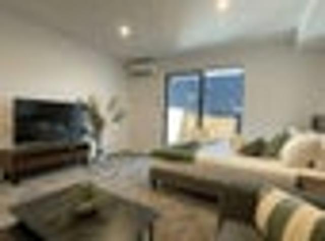 Townhouse for sale in Heathcote, Canterbury