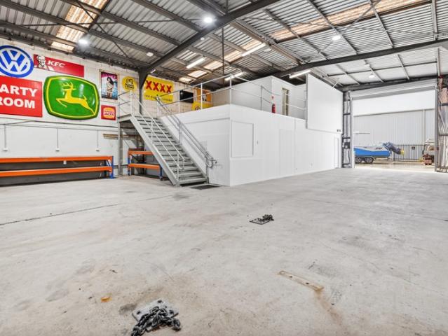 Warehouse for rent in Fernbrook, Queensland