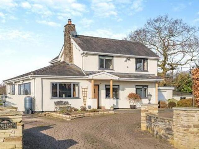 House for sale in Knutsford