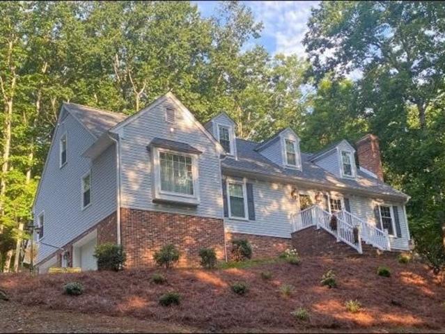 House for sale in Dry Fork