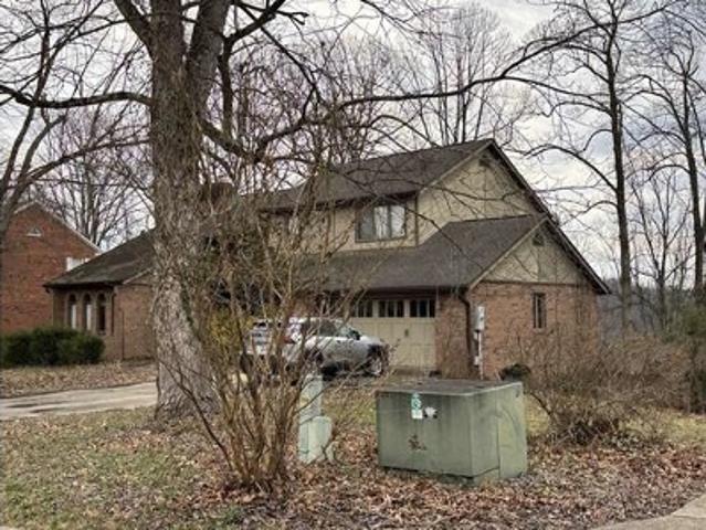 House for sale in Charleston, West Virginia