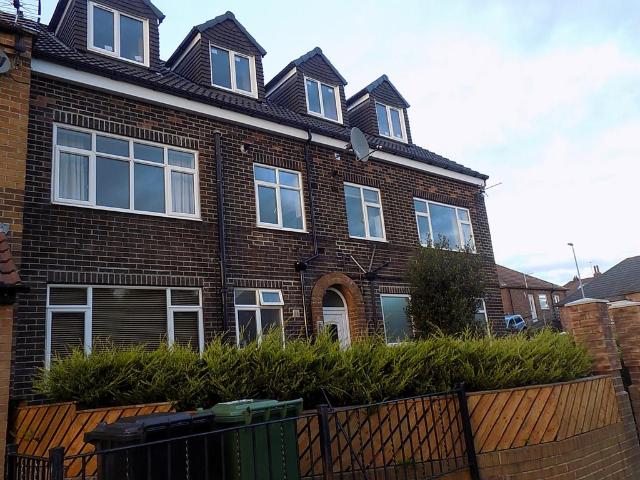 Apartment for rent in Moortown, Leeds