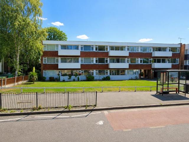 Apartment for rent in South Woodford, Greater London