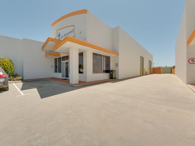 Warehouse for rent in Malaga, Western Australia