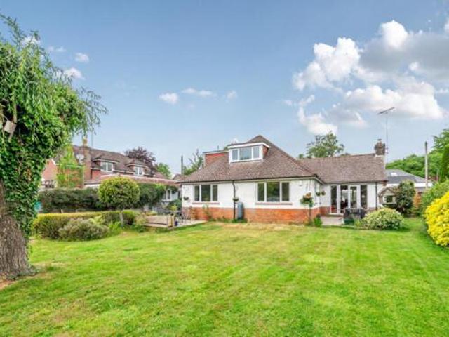 House for sale in Fole, Surrey