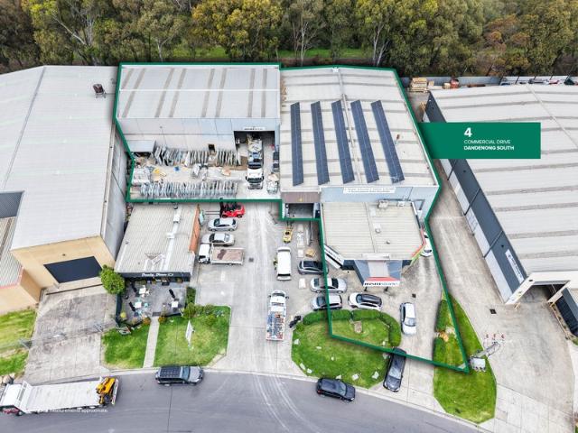 Warehouse for rent in Camerons Creek, Victoria
