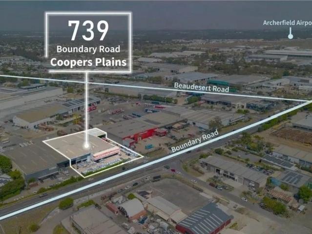 Warehouse for rent in Toombul, Queensland
