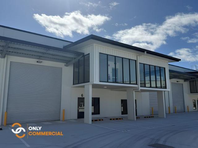 Warehouse for rent in Toombul, Queensland