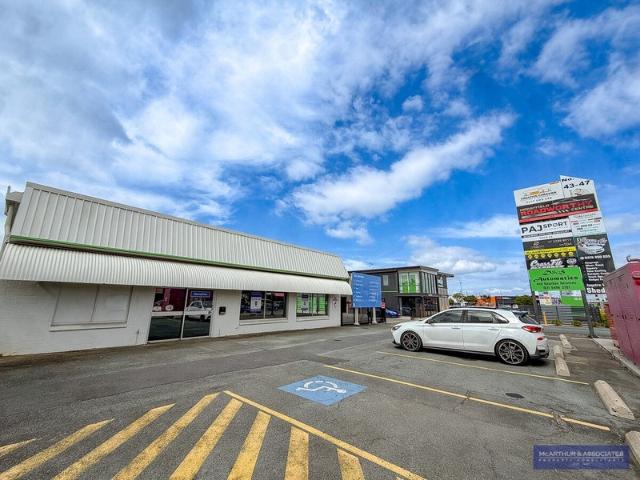 Warehouse for rent in Toombul, Queensland
