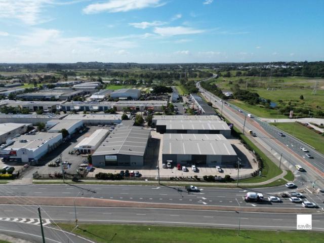 Warehouse for rent in Toombul, Queensland