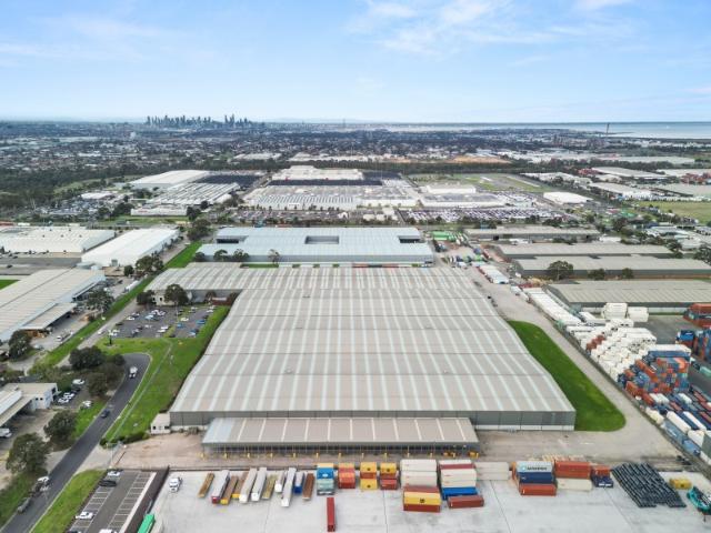 Warehouse for rent in Camerons Creek, Victoria