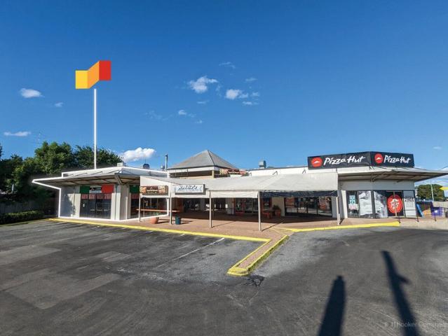 Retail for rent in Warwick, Queensland