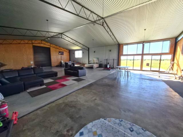 Warehouse for rent in Empire Vale, New South Wales