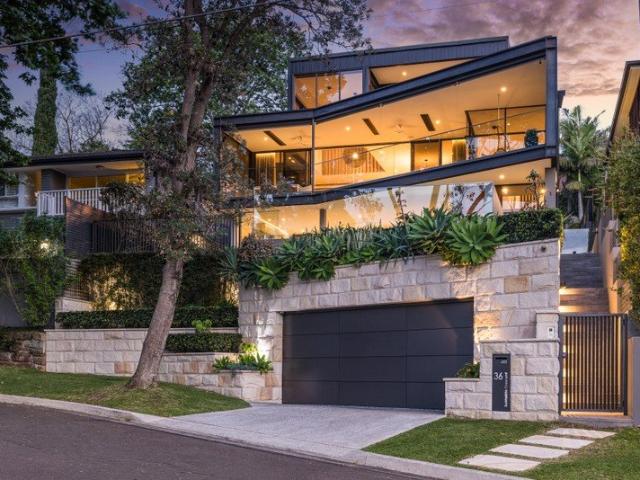 House for sale in Lower North Shore, Sydney