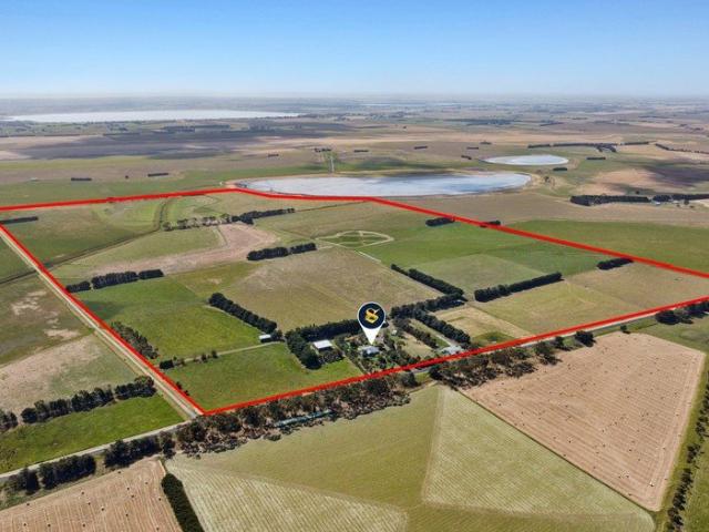 Cottage for sale in Beeac, Victoria
