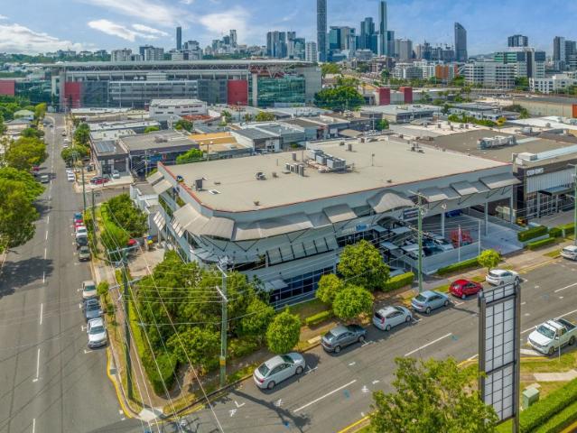 Office for rent in Toombul, Queensland