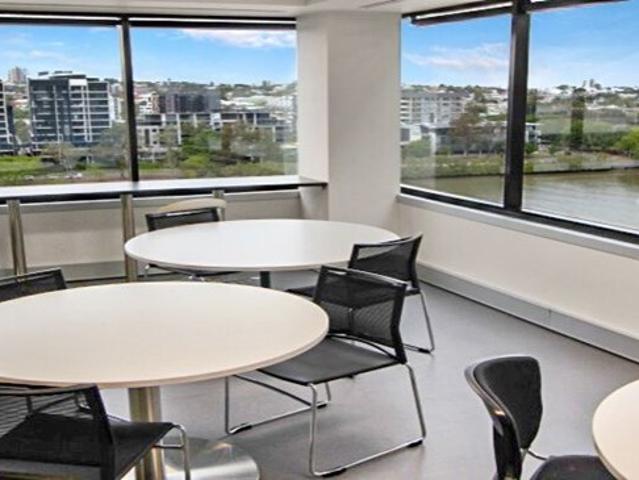 Office for rent in Toombul, Queensland
