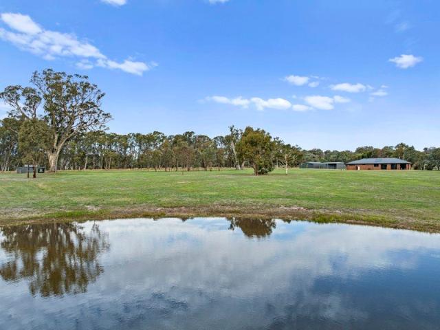 Cottage for sale in Howes Creek, Mansfield