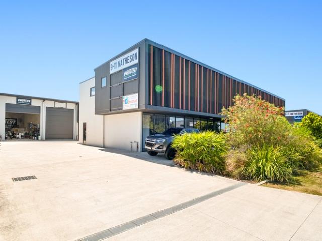 Warehouse for rent in Aura Business Park, Sunshine Coast Regional