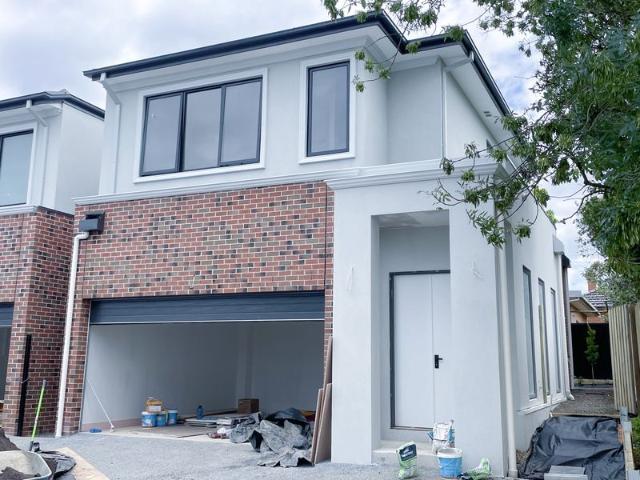 Townhouse for sale in Camerons Creek, Victoria