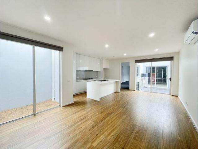 Townhouse for rent in Camerons Creek, Victoria