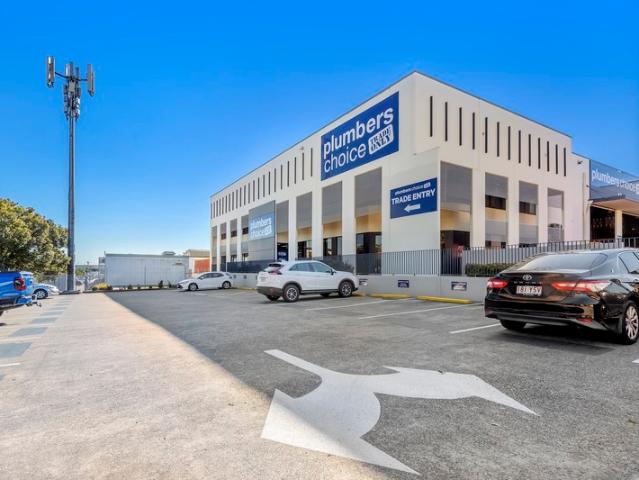 Office for rent in Toombul, Queensland