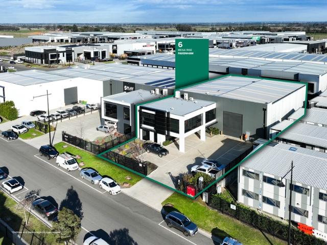 Warehouse for rent in Camerons Creek, Victoria