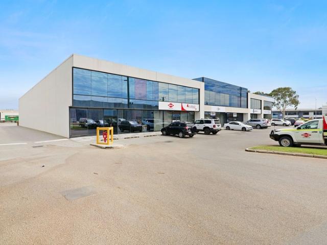 Warehouse for rent in Welshpool, Western Australia