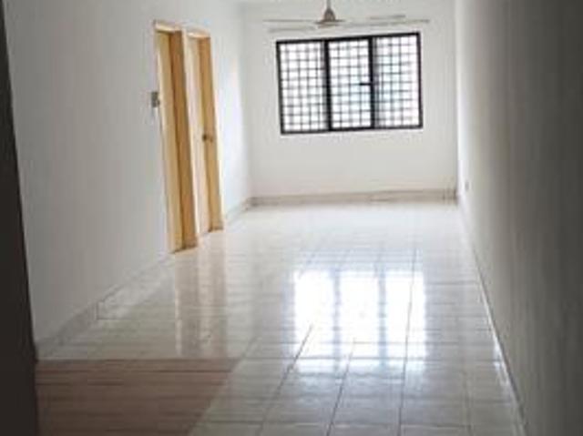 Apartment for sale in Petaling, Damansara Damai