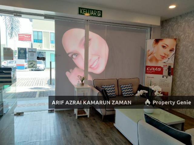 Shop for sale in Tanjong Sepat, Selangor