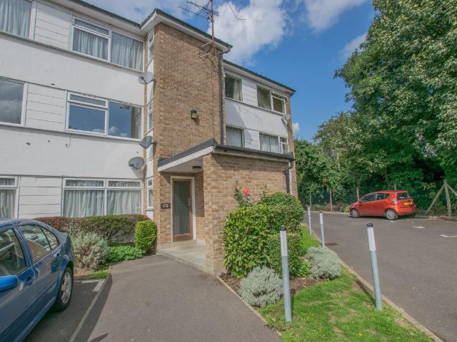 Apartment for rent in Broxbourne, Hertfordshire