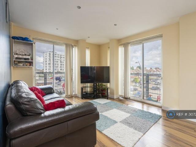 Apartment for rent in London Borough of Barking and Dagenham, Greater London