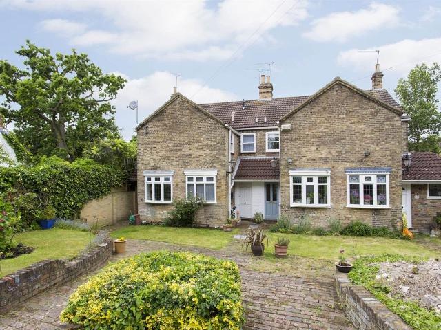 House for rent in Chigwell, Epping