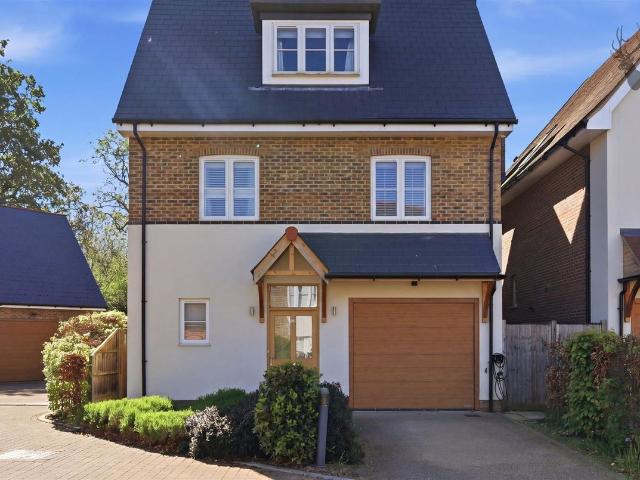 House for rent in Chigwell, Epping