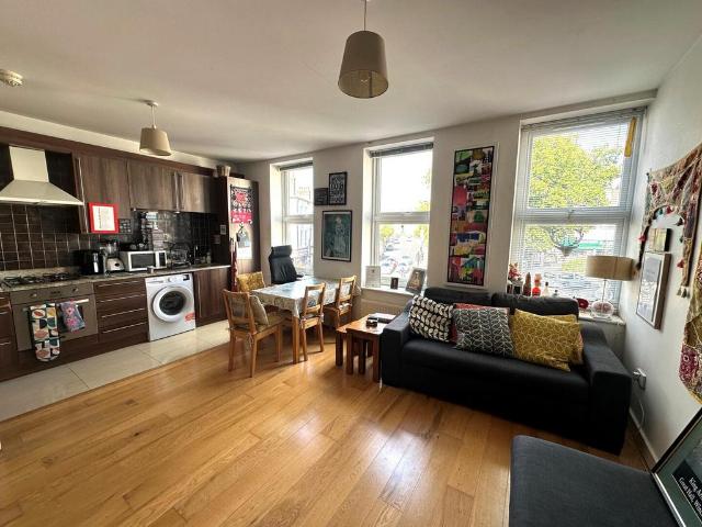 Apartment for rent in Finchley, Greater London