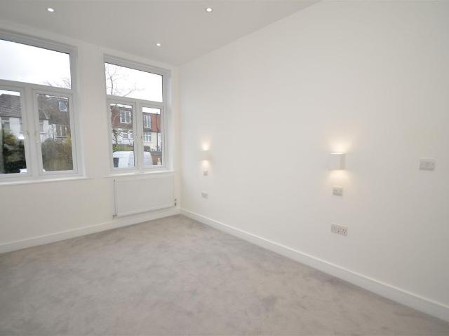 Apartment for rent in North Finchley, Greater London