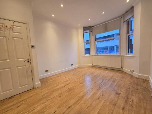 House for rent in North Finchley, Isle Of Man