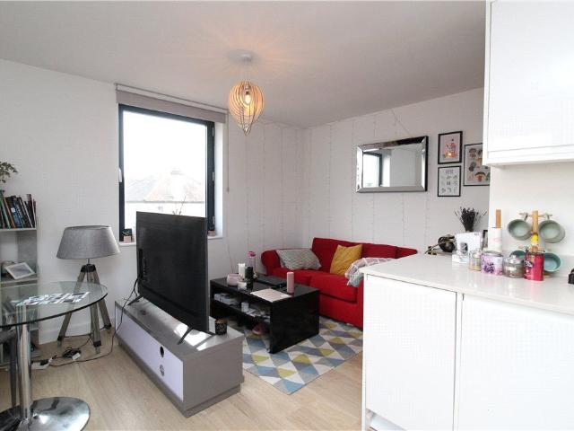 Studio for rent in North Finchley, Greater London