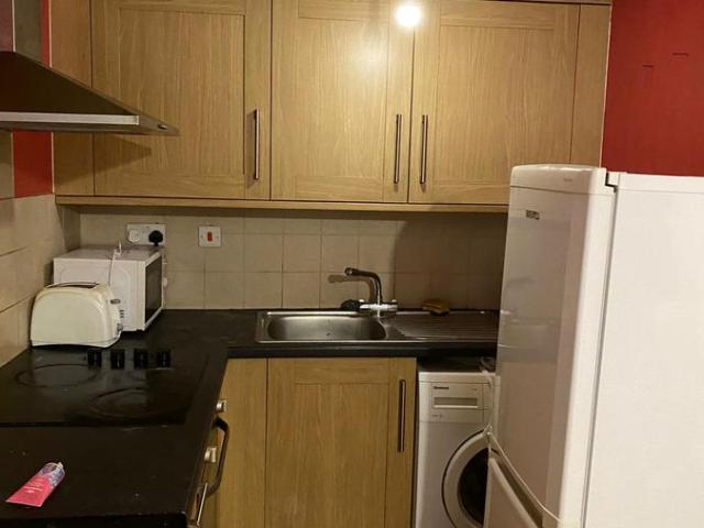 Studio for rent in Seven Kings, Greater London