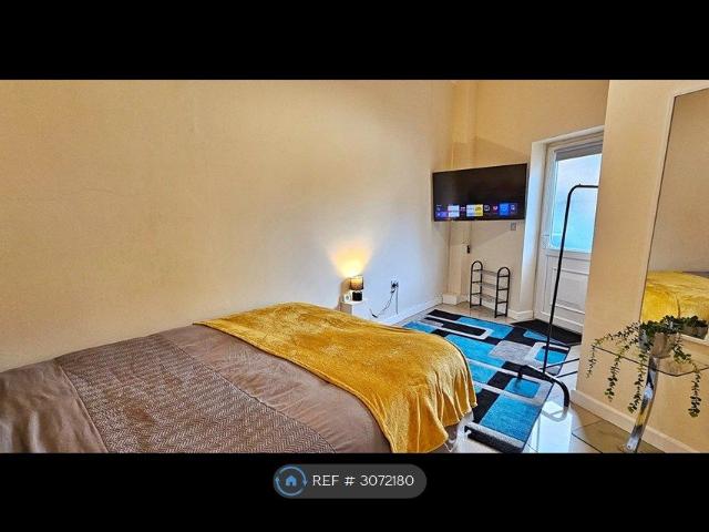 Studio for rent in Goodmayes, Greater London
