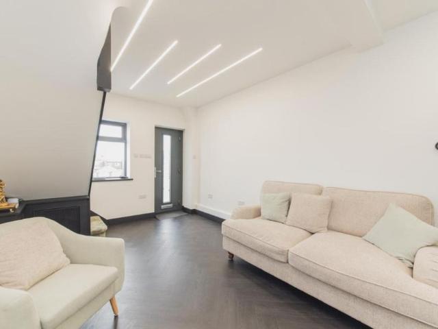 Apartment for rent in London Borough of Barnet, Greater London