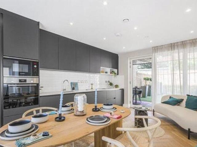 House for sale in Lyons, Greater London
