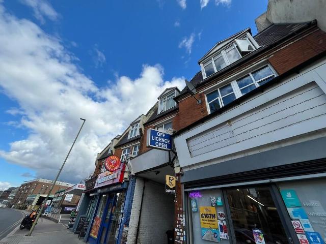House for rent in Whetstone, Greater London