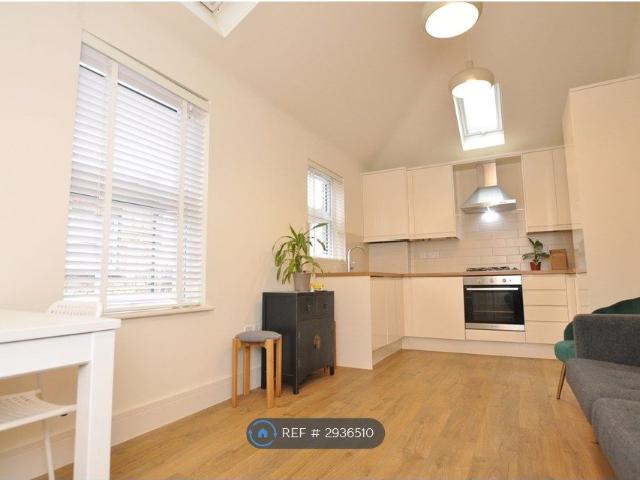 Apartment for rent in Finchley, Greater London